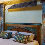 D'hotes Domaine De Ginouilhac Bed and breakfast