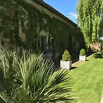 Bed and breakfast D'hotes Domaine De Ginouilhac Le Taillan-Médoc
