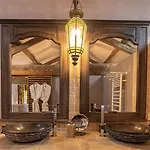 Bed and breakfast D'hotes Domaine De Ginouilhac 4*