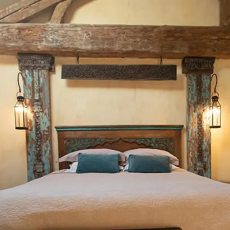 Bed & Breakfast D'hotes Domaine De Ginouilhac