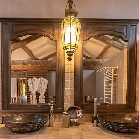 Bed & Breakfast D'hotes Domaine De Ginouilhac