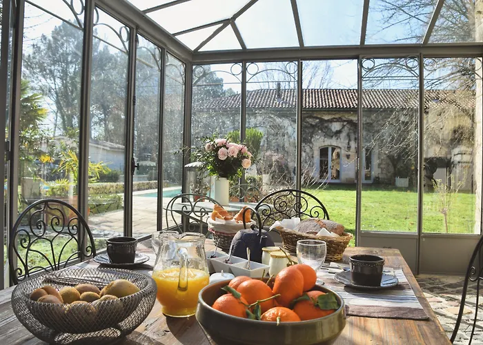 לינה וארוחת בוקר D'hotes Domaine De Ginouilhac